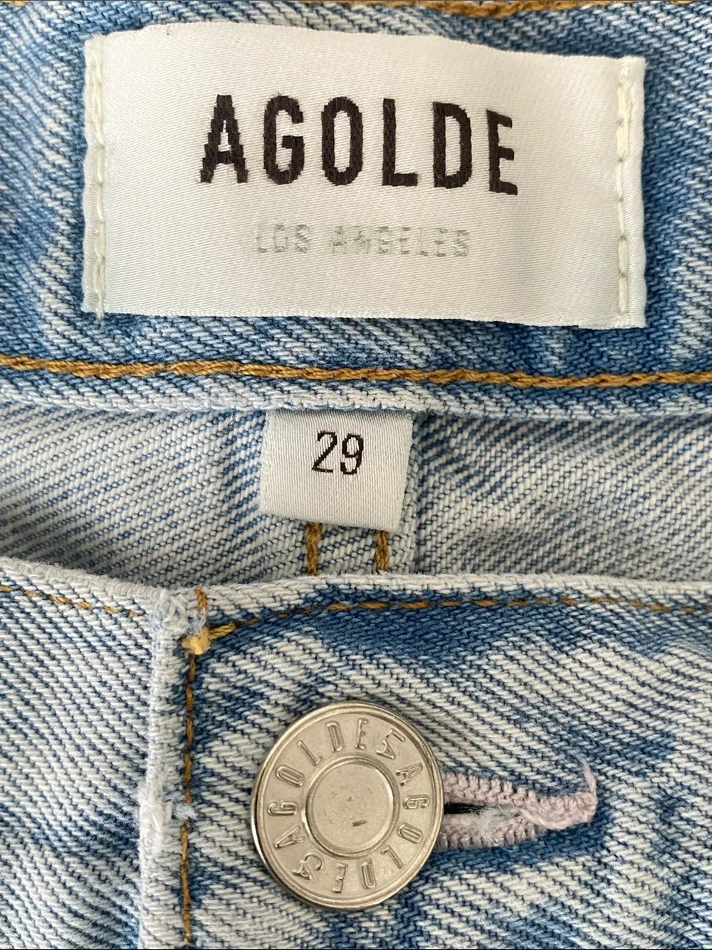 Agolde Light Blue Distressed Denim Cutoff Shorts Sz 29 Coastal Casual Chic